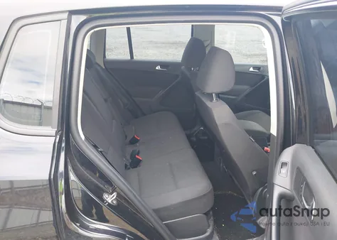 2015 Volkswagen Tiguan S z USA, uszkodzony, nr VIN WVGAV7AX9FW614251